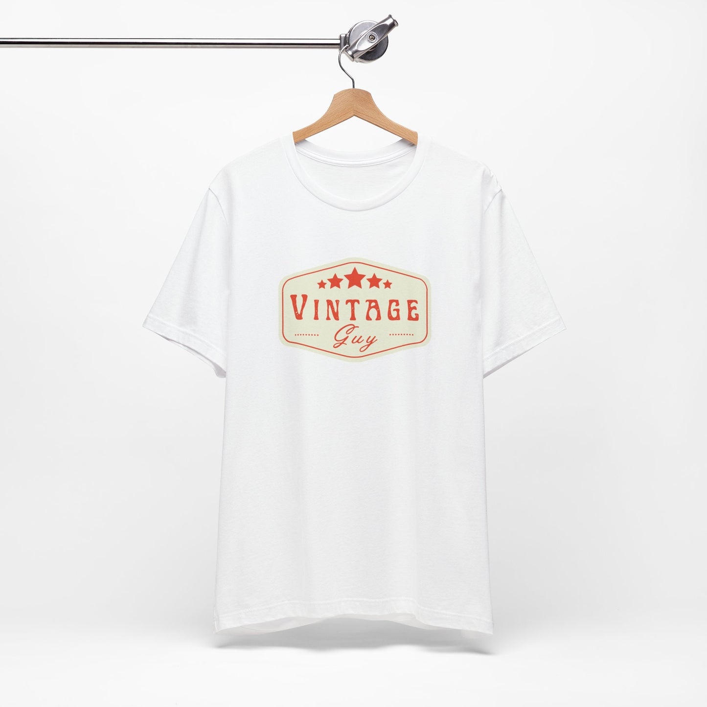 Experience Vintage Elegance: Stylish T-Shirt for the Retro Enthusiast